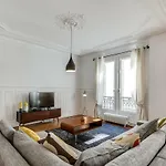 Apartment Rue St Florentin - Paris