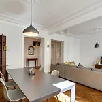 Apartment Rue St Florentin - Paris